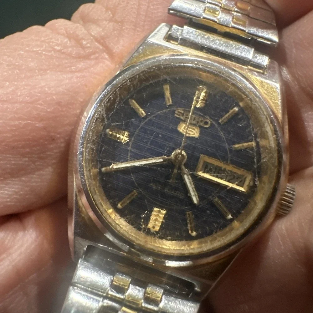 Working Seiko 5 Ladies Vintage Gold-Tone Day/Date Automatic Watch 4206-0480 25mm